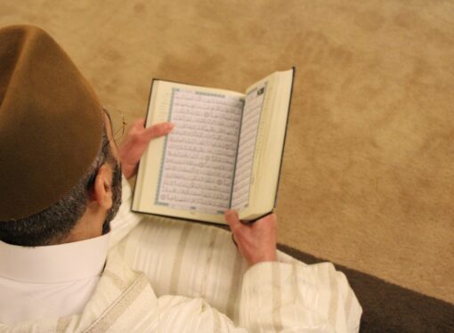 Social and religious dynamics of Muslims in Europe: 7 trends and 4 responses (I)