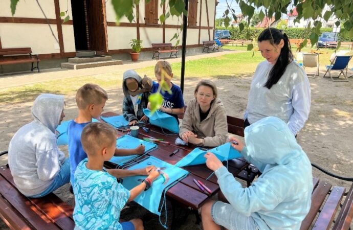 Emotional Intelligence Care for Ukrainian Families