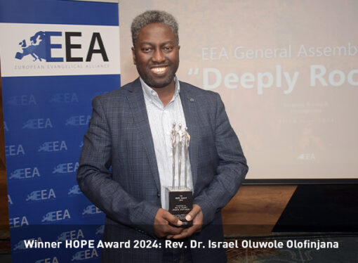 Rev Dr Israel Oluwole Olofinjana wins HOPE Award 2024 for groundbreaking work on the intercultural church across Europe